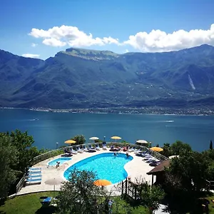 Maxi Hotel Limone sul Garda